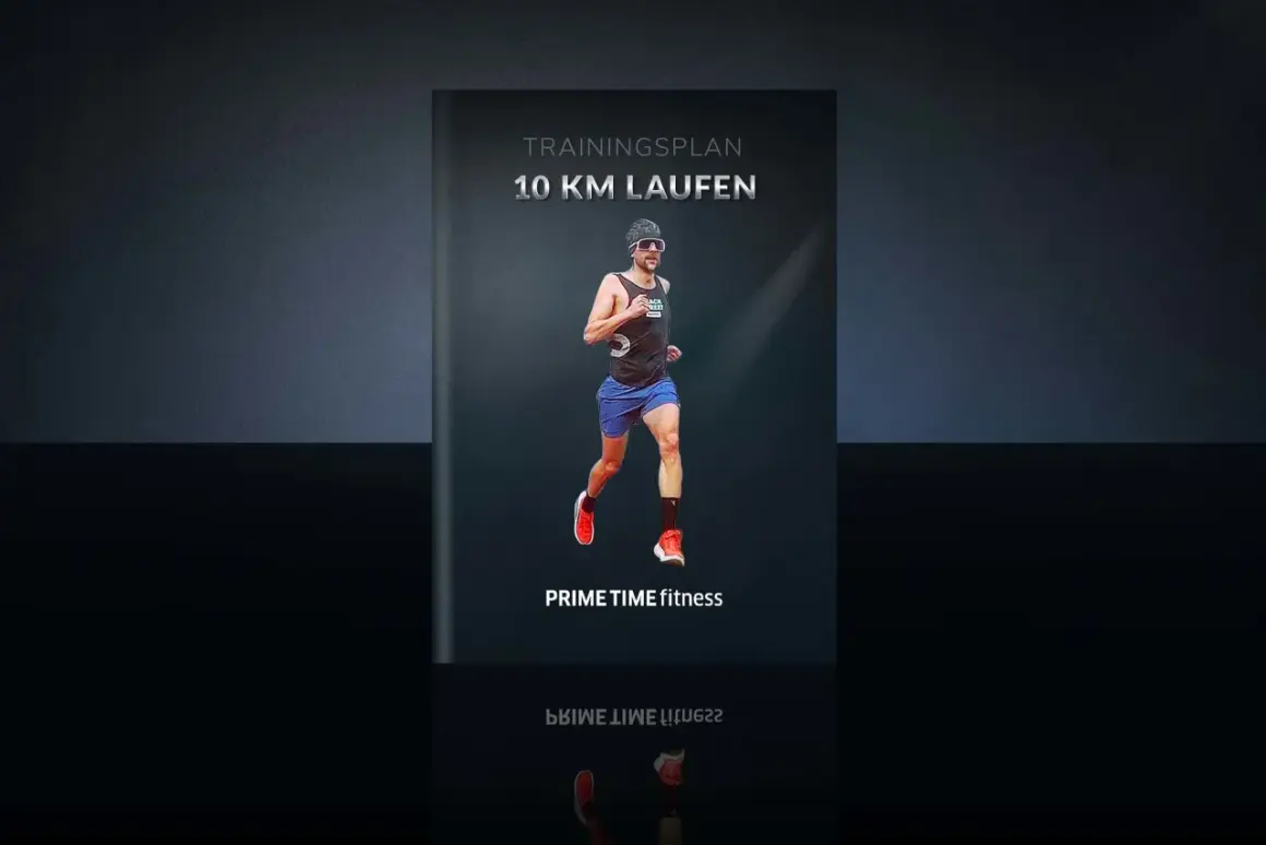 Trainingsplan Laufen 10 km: Ein Mann in Laufkleidung rennt. Der Plan hilft dir, deine 10 km zu meistern.